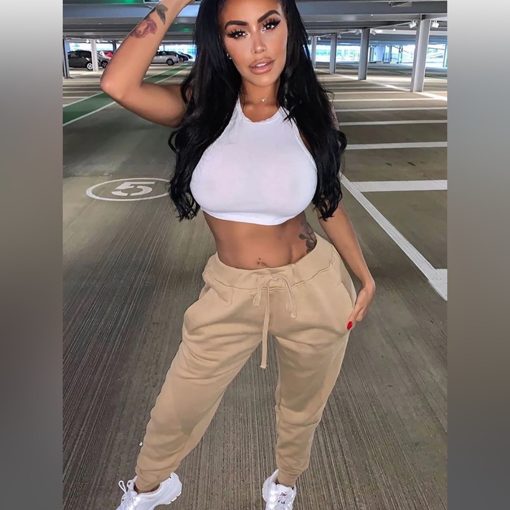 Fashion Nova Stole Your Boyfriend's Oversized Jogger - Nude